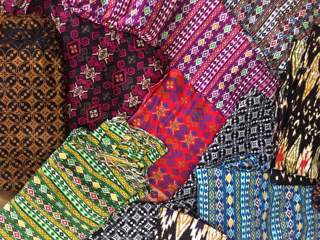 Batik Indonesia - nowy motyw Rangrang