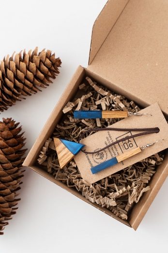 Zestaw Świąteczny: Wisiorek Wood Triangle Blue + Kolczyki Wood Rectangle Blue